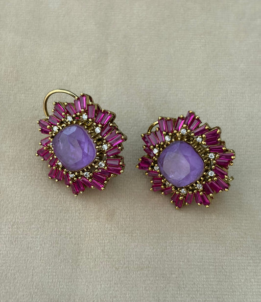 MS(241)Ira antique studs