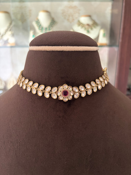 Av(405)Suriya antique Polki choker