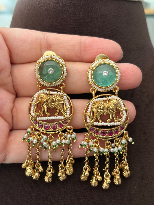 SL(670)Sitara elephant gold look necklace