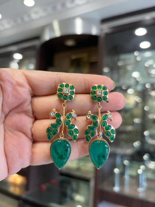 (278)Jadau earrings