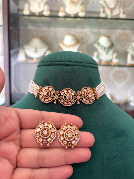 AR(1385)Victorian finish moissanite choker