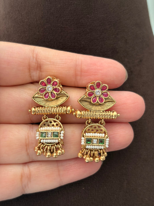 SL(550)Nandita gold look choker