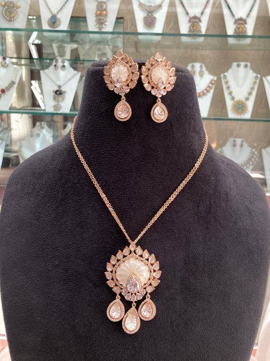 Polki mop pendant set