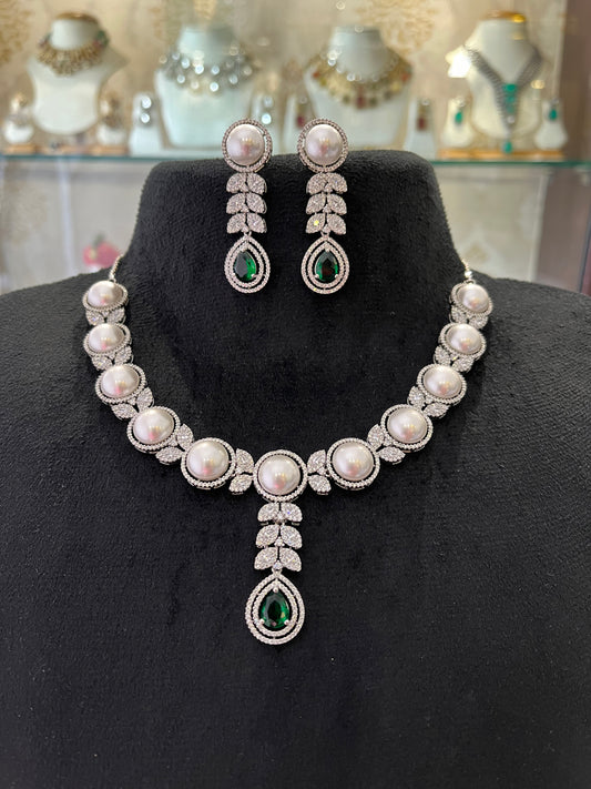 CZ Pearl Collar with Green Drop Set