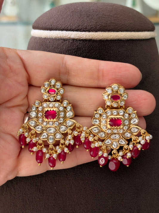 GT(738)Iravati Jadau choker set
