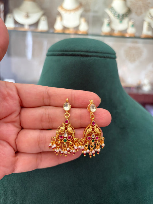 MS(188)Gold look wire necklace