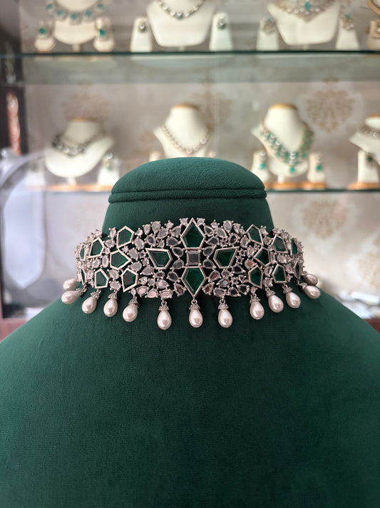 CH(1123)Elina invisible setting choker