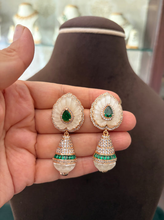 CD(867)MOP necklace set