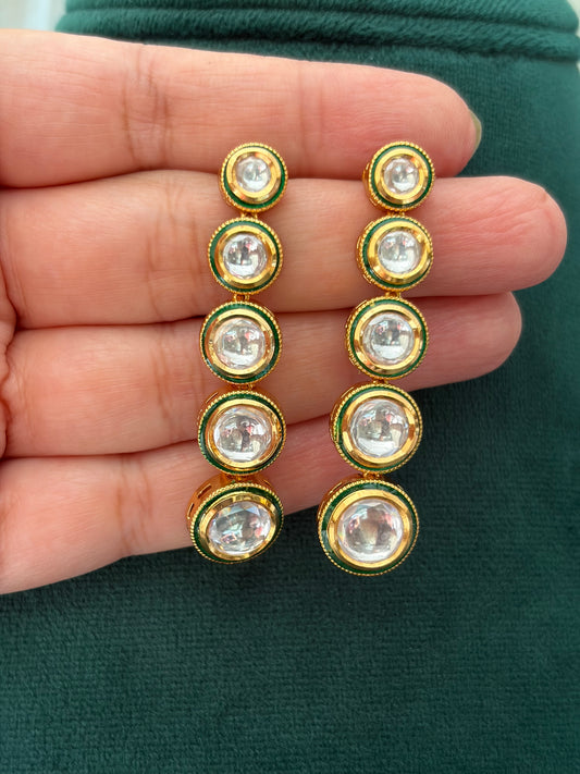 AR(420)Single line Kundan necklace green meena