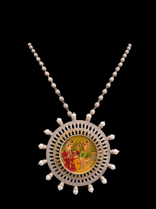 Oxidise pendant with long chain