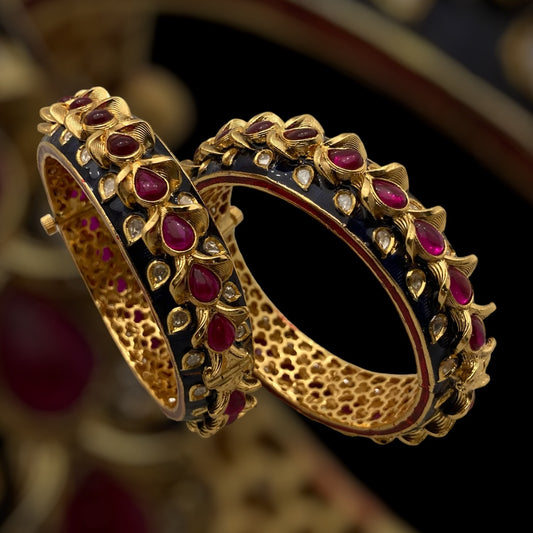 Meena Kari Ruby Bangles, Black