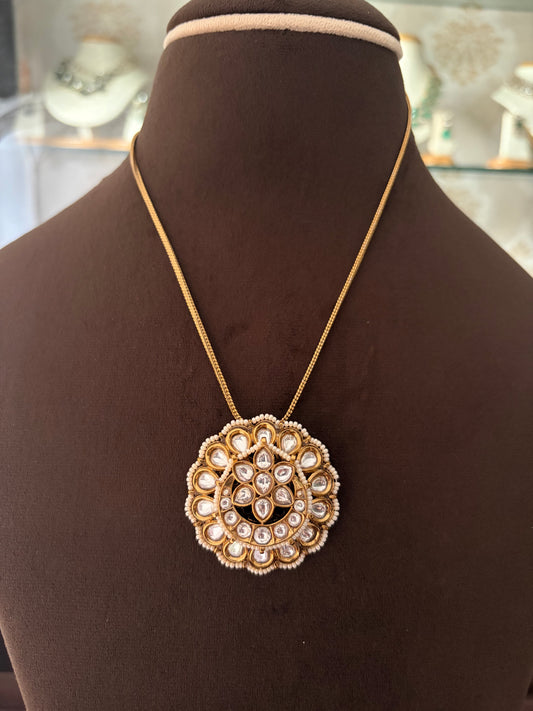 MS(442)Layla Jadau pendant set