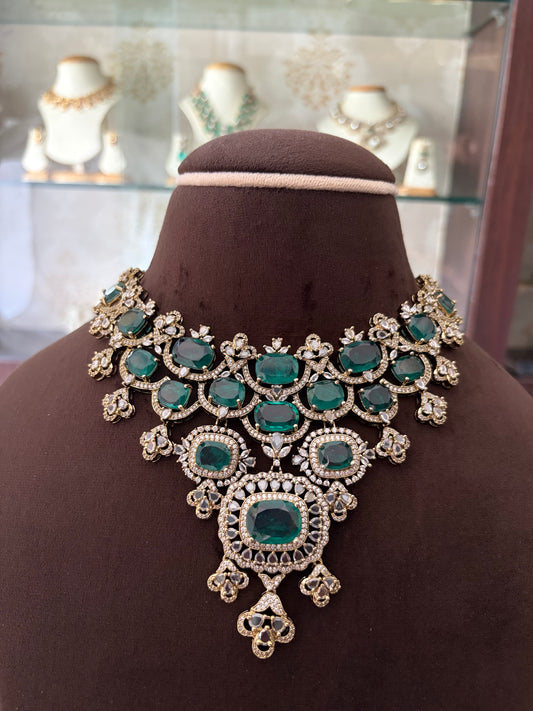 Isabella antique neck piece