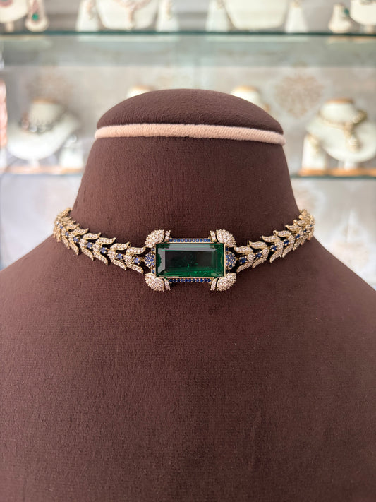 CH(741)Josephine antique doublet stone choker