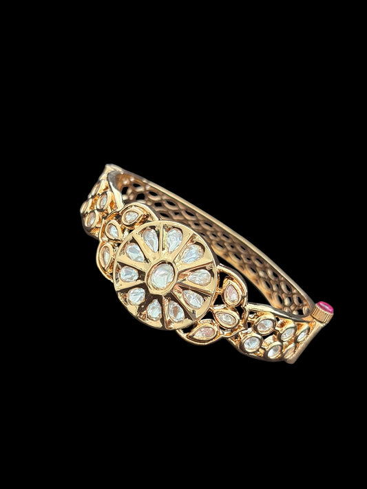 AR(253)Openable Polki bracelet