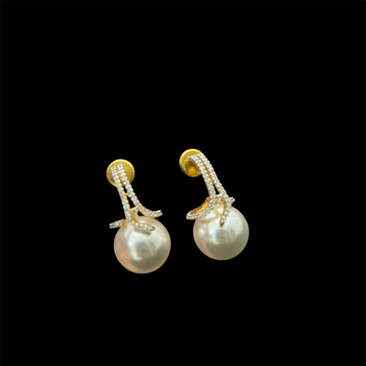 AD Pearl Earrings
