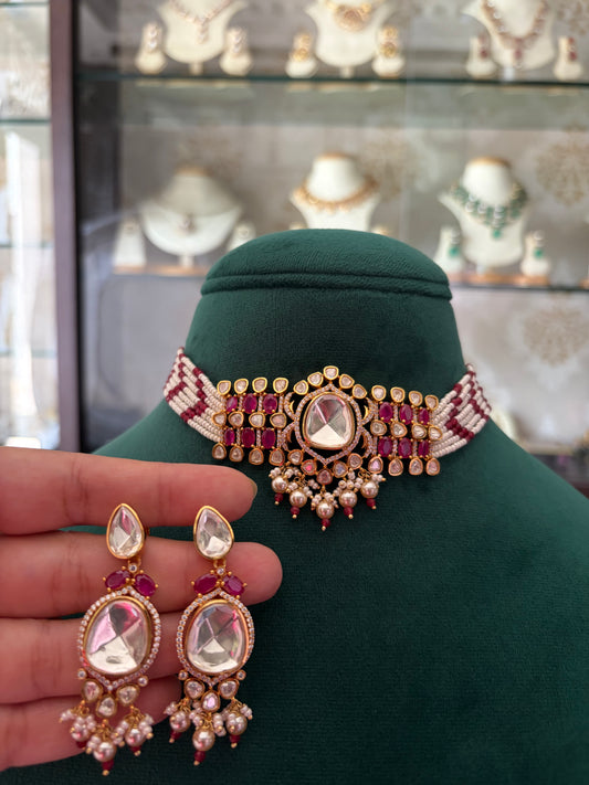 AR(1183)Gold plated moissanite choker with ruby coloured stones