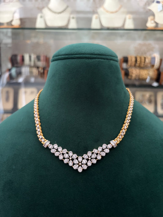 Minimal long AD necklace