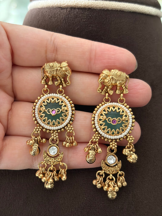 SL(440)Varenya Gold look necklace set