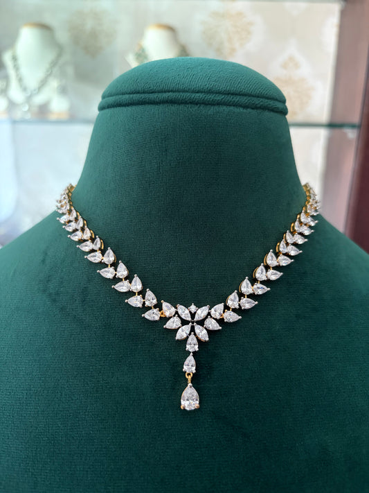 Matilda AD minimal necklace set