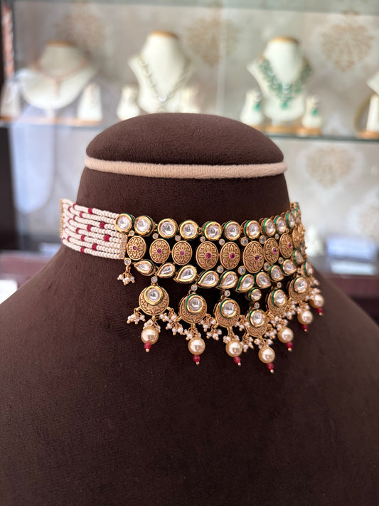AR(1008)Saanvi Kundan necklace