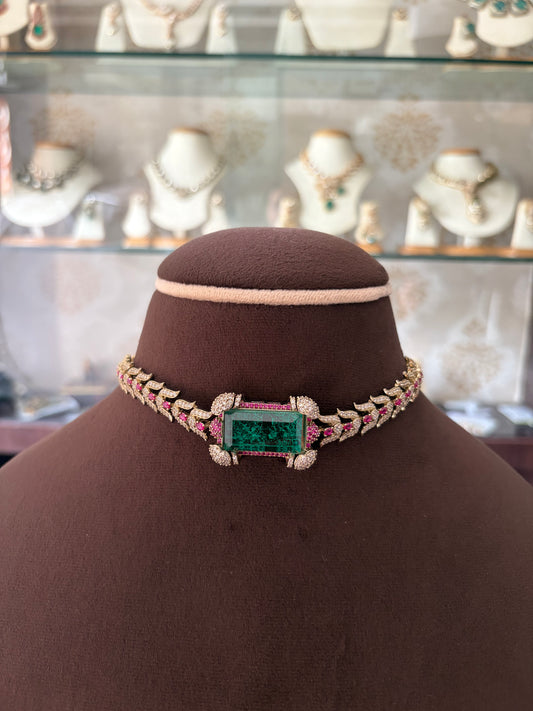 CH(741)Josephine antique doublet stone choker