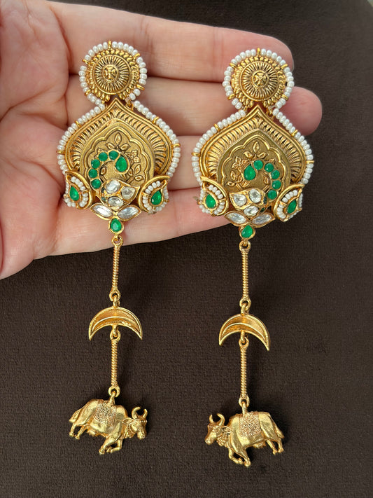 MF(310)Mahika gold plated earrings