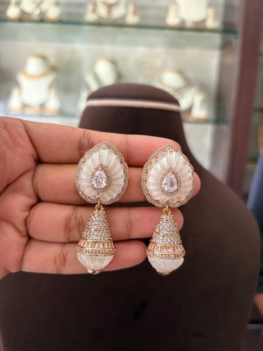 CD(867)MOP necklace set