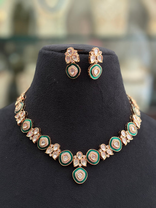 Polki emerald necklace
