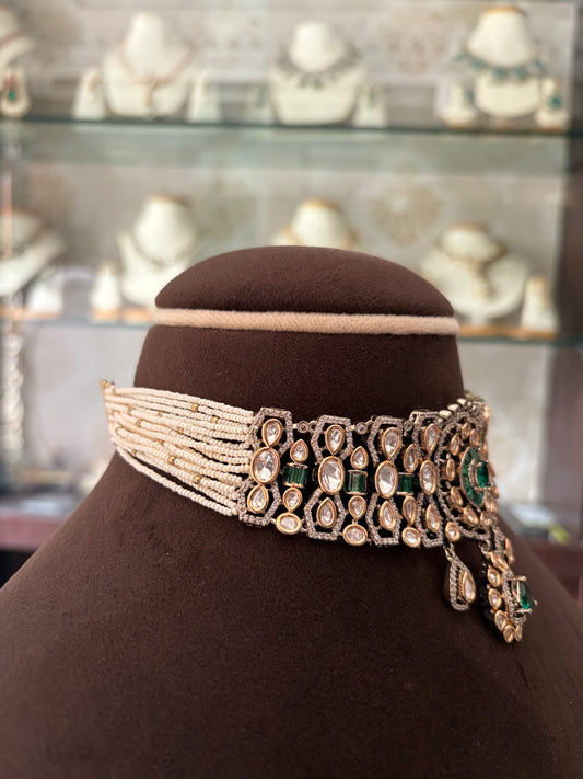 SL(1130)Yamini antique choker set