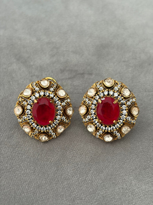 CD(298)Amina Moissanite studs
