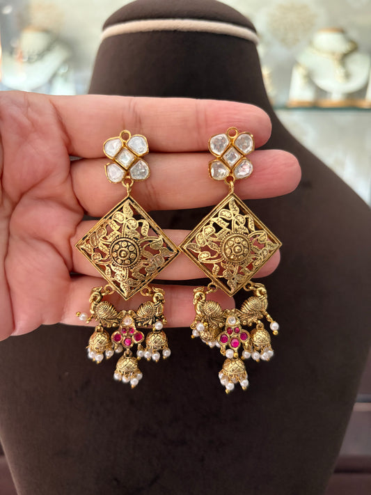 MF(964)Avni gold plated moissanite necklace