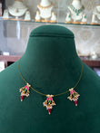 Gold look wire necklace