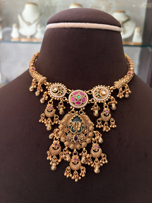 SL(560)Rukmini gold look necklace set