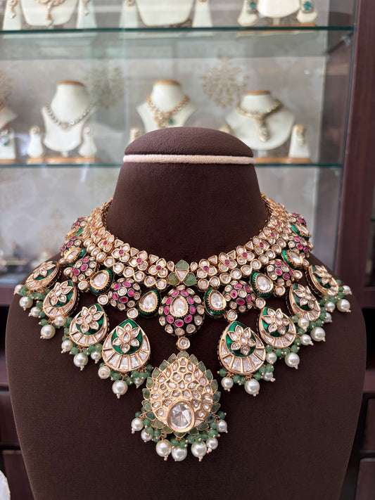 KS(4693)Sadia V shape polki necklace set