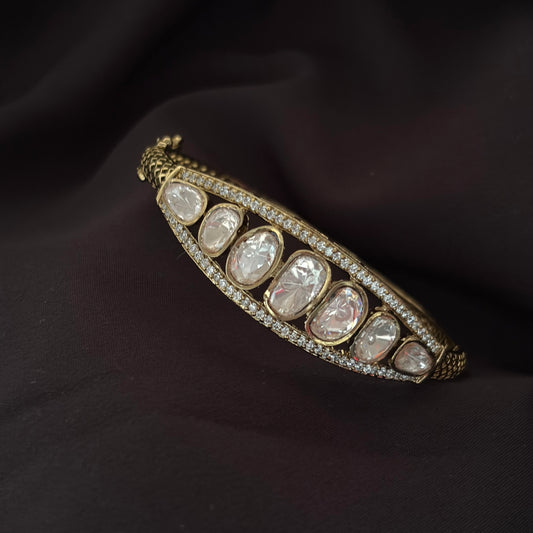 Antique finish polki bracelet
