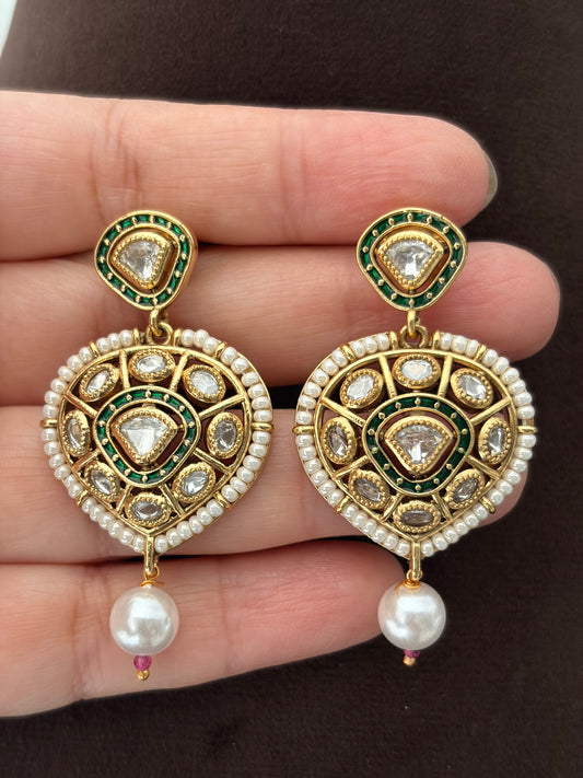 SL(515)Trishali gold look necklace with takker work